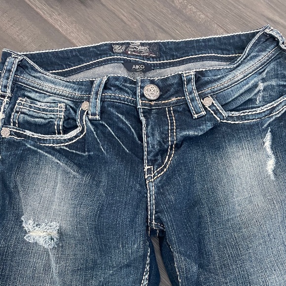 Distressed Silver Brand Aiko cropped jeans - Picture 1 of 4